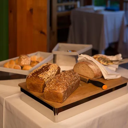 Restaurant Vinothek Lamm Hotell