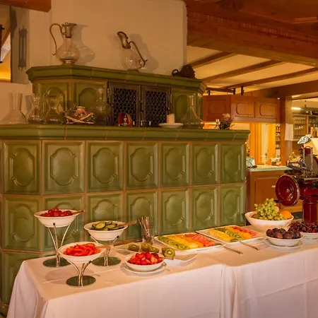 Restaurant Vinothek Lamm 3*