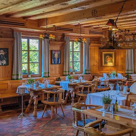 Restaurant Vinothek Lamm 3*