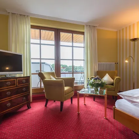 Hotell Restaurant Vinothek Lamm 3*
