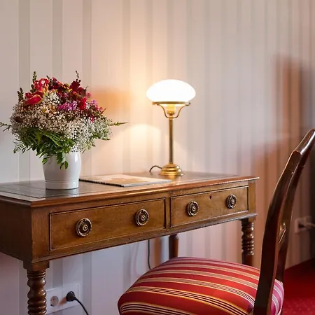 Hotel Restaurant Vinothek Lamm 3*