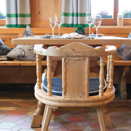 Restaurant Vinothek Lamm Hotel 3*