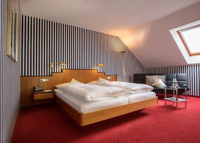 Restaurant Vinothek Lamm 3*